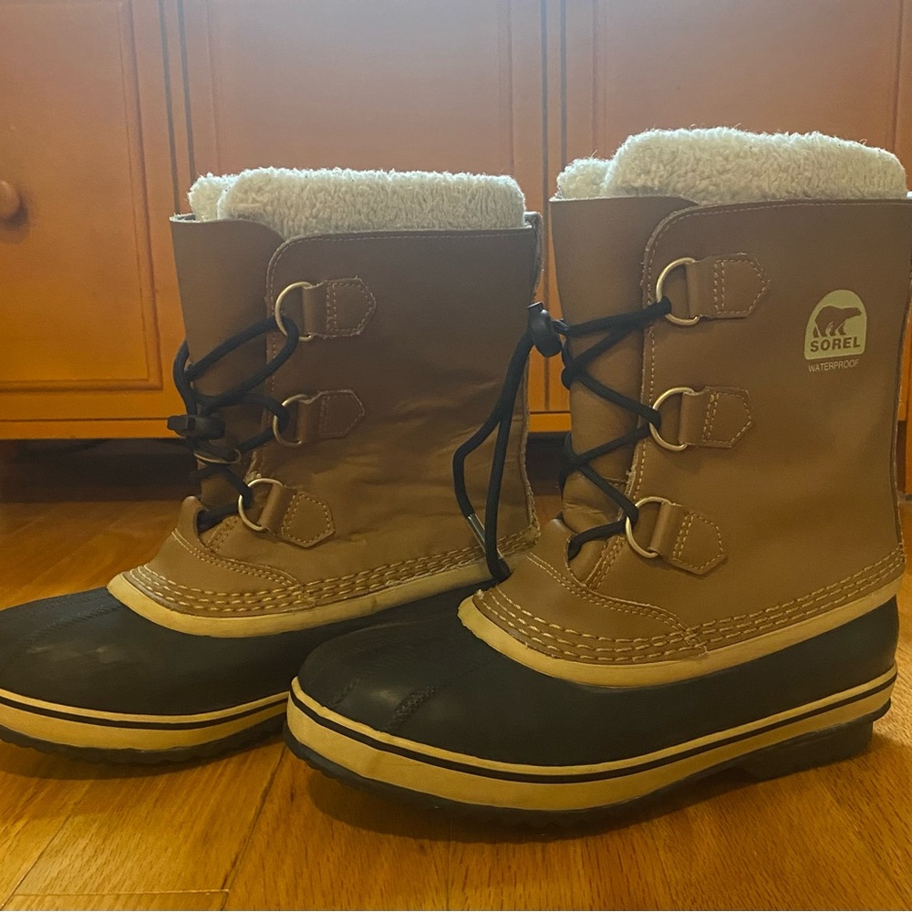 Sorel Caribou Boots